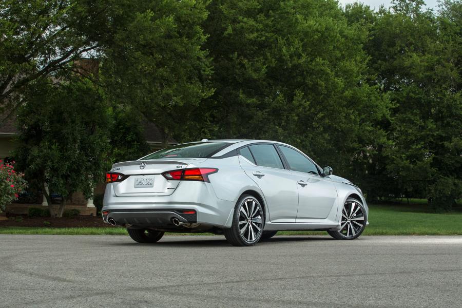  Nissan Altima SR 2018 года  (фото 18 из 19)